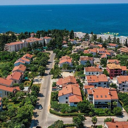 Apartment Nola By Rent Istria Poreč Buitenkant foto