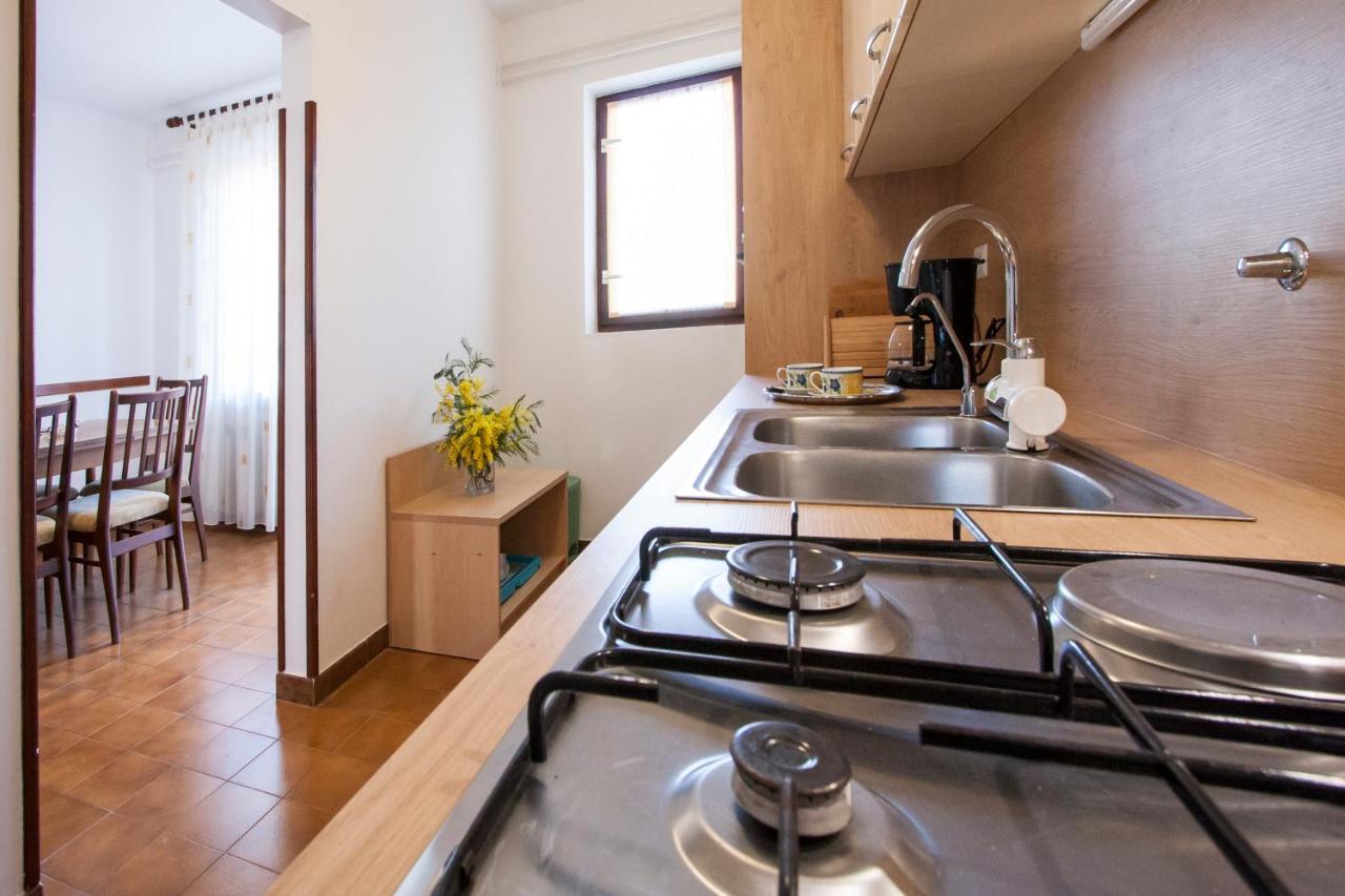 Apartment Nola By Rent Istria Poreč Buitenkant foto