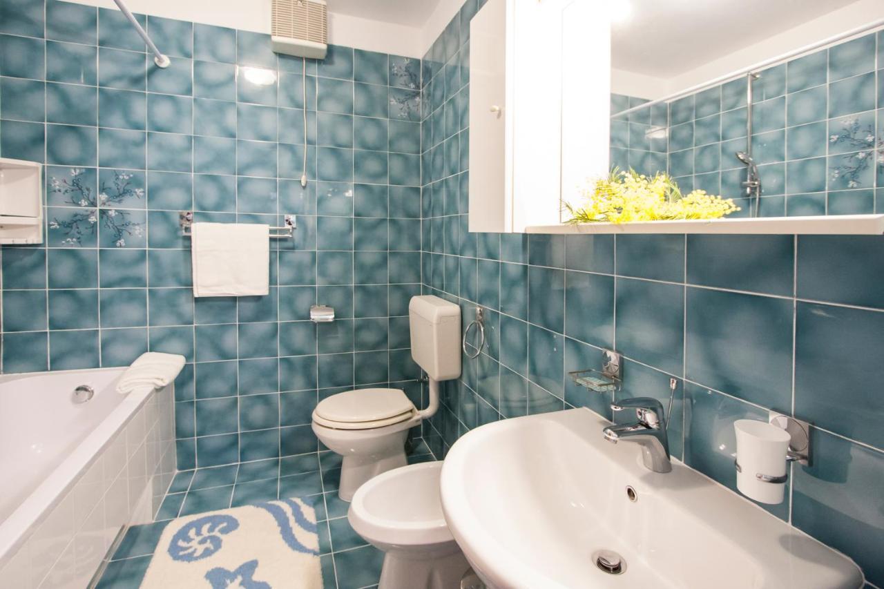Apartment Nola By Rent Istria Poreč Buitenkant foto