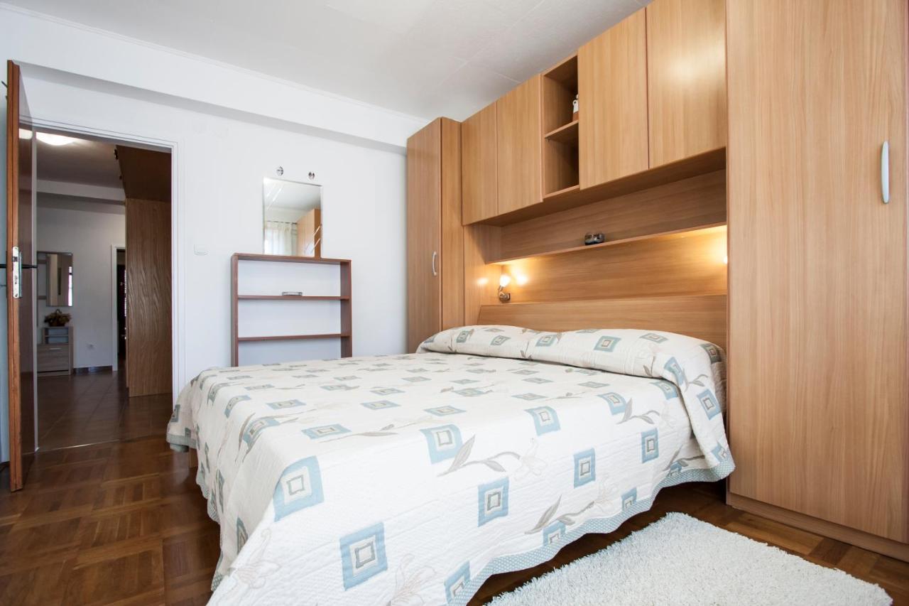 Apartment Nola By Rent Istria Poreč Buitenkant foto