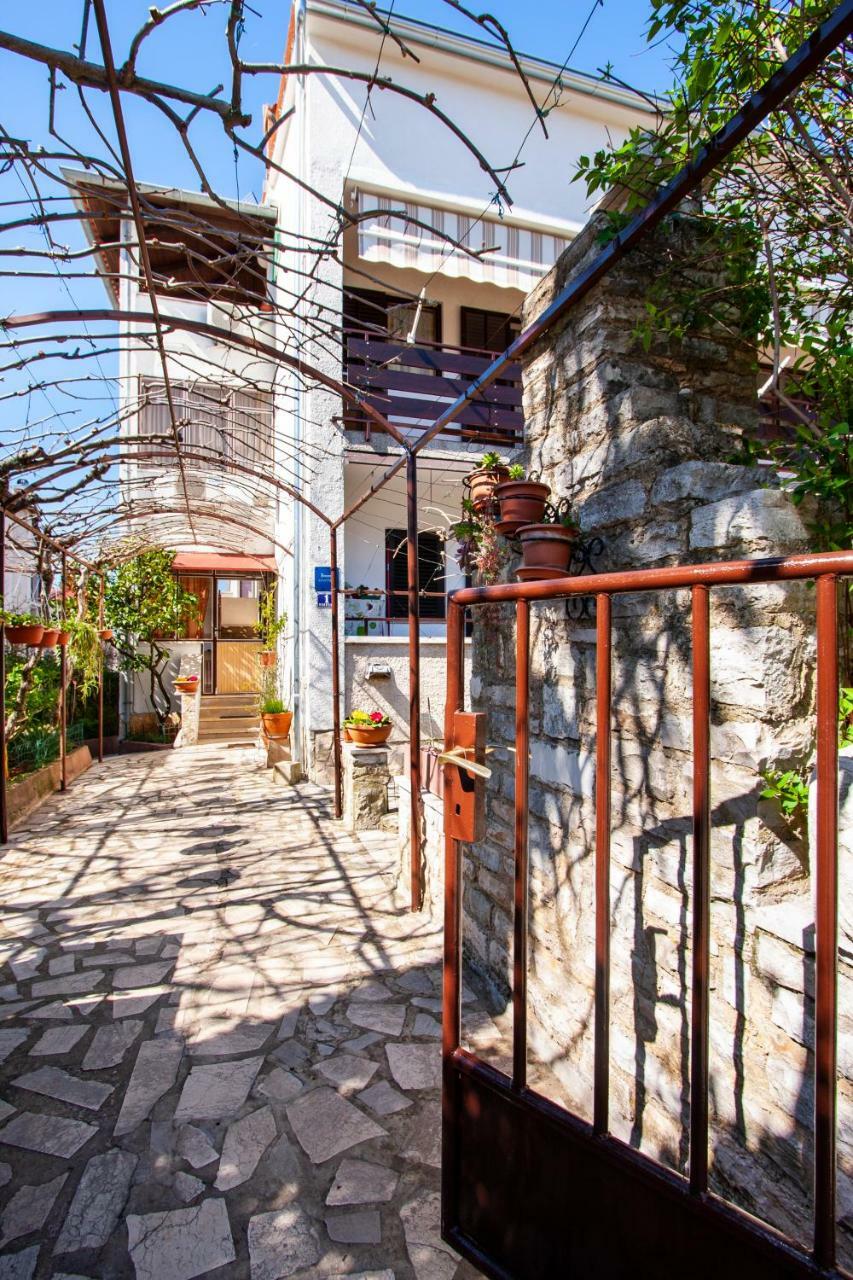 Apartment Nola By Rent Istria Poreč Buitenkant foto