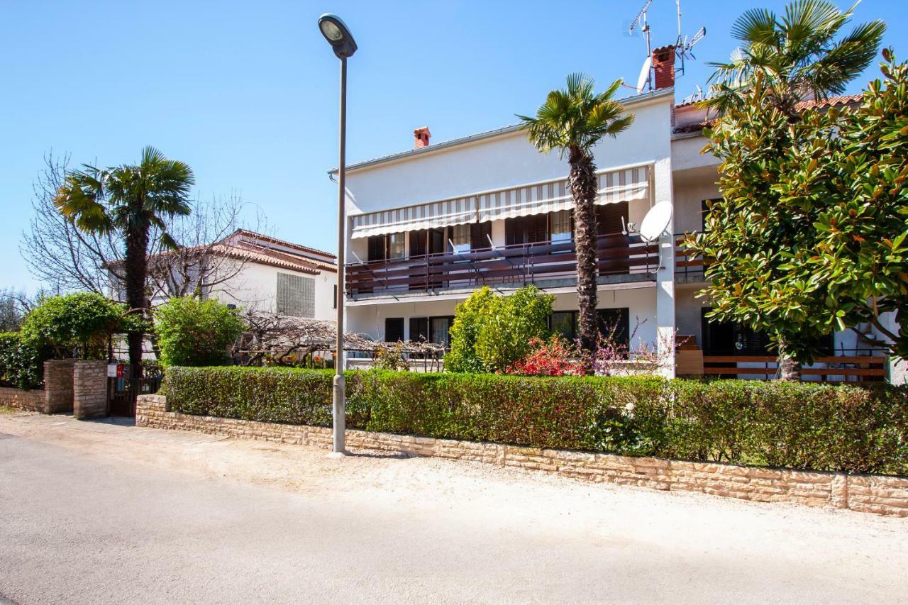 Apartment Nola By Rent Istria Poreč Buitenkant foto